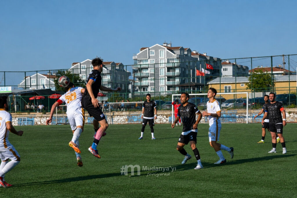 Mudanya Altai Spor şampiyon! Süper Amatör Lig'e yükseldi