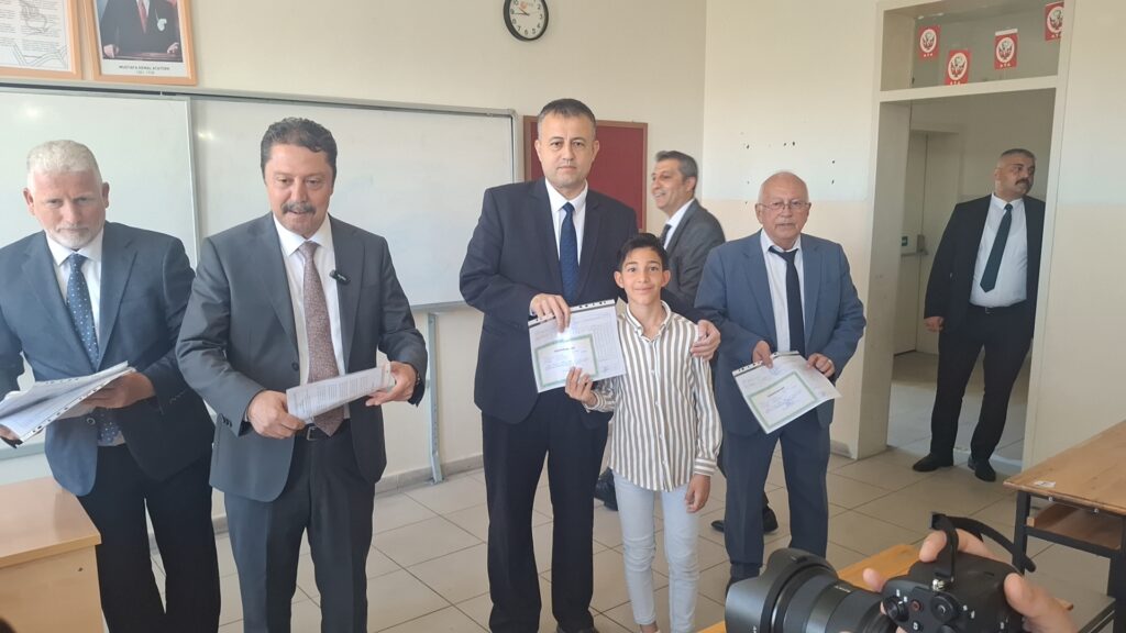 Beypazarı’nda 10.250 öğrenci karnelerini aldı