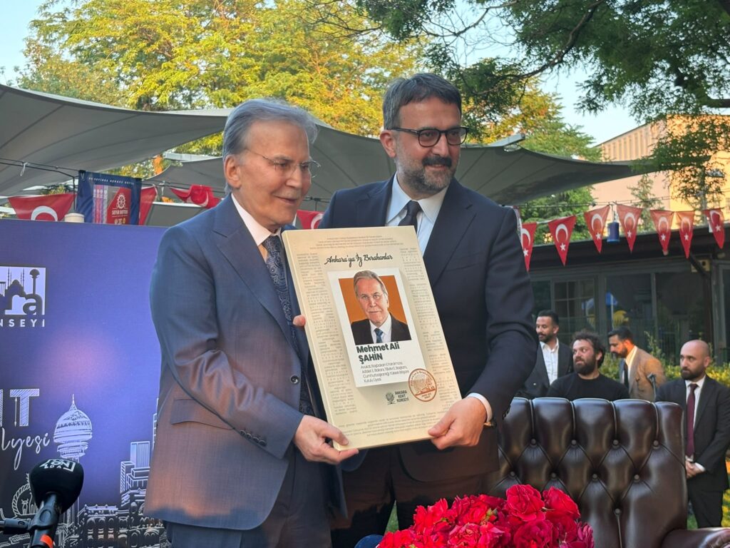 TBMM eski Başkanın Şahin: Siyaset kalp kazanma sanatıdır