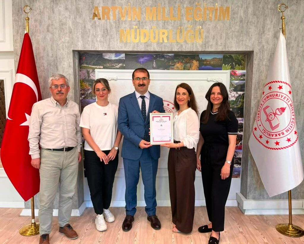 Eğitim'de marka şehir Artvin
