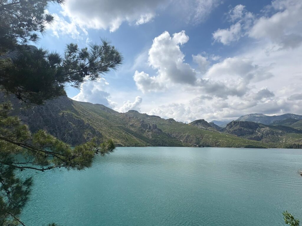 Genel Müdürü Kaçar, Manavgat’ın değerlerini kaleme aldı