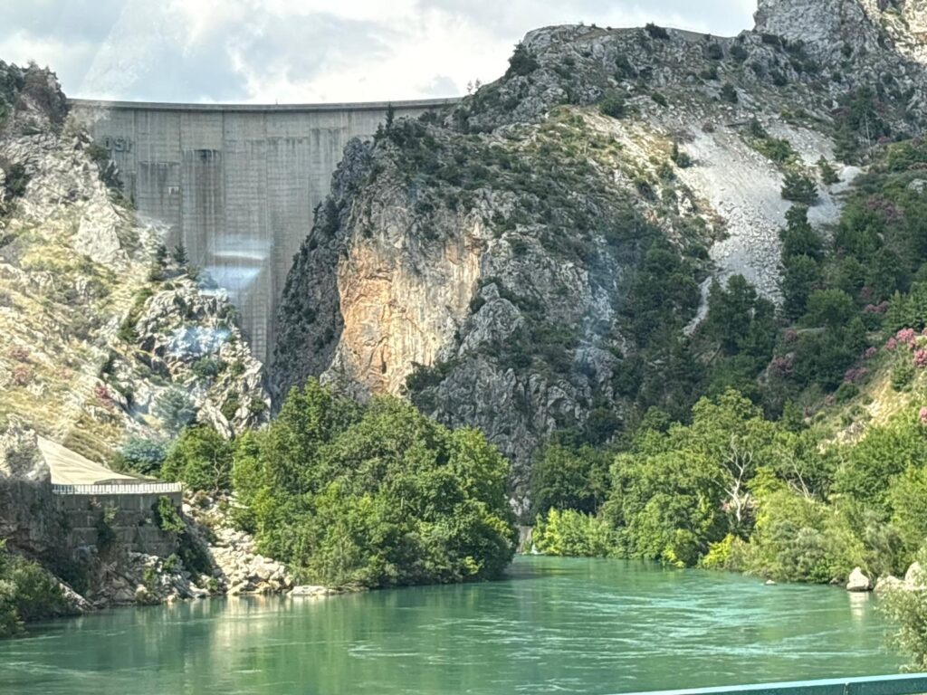 Genel Müdürü Kaçar, Manavgat’ın değerlerini kaleme aldı