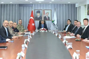 Artvin Valisi Ergün başkanlığında İl Güvenlik ve Asayiş Koordinasyon Kurulu Toplantısı düzenlendi