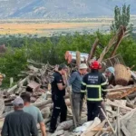 Burdur’da kerpiç ev çöktü: 2 yaralı, hayvan sağ kurtarıldı