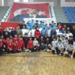 Elazığlı güreşçilerden Bingöl’de madalya yağmuru