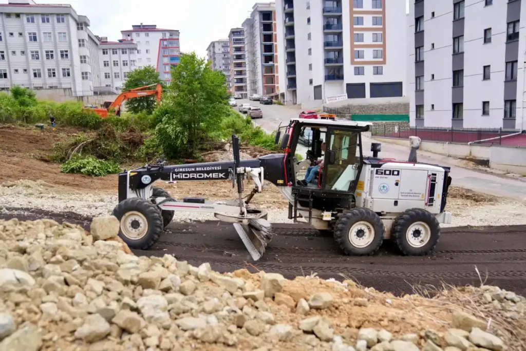 Giresun'da altyapı ve üstyapı çalışmaları devam ediyor
