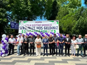 Hopa'da el emeği göz nuru ürünler sergilendi
