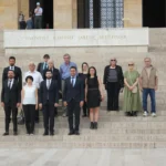Jeoloji Mühendisleri Odası Yönetimi Anıtkabir’i ziyaret etti
