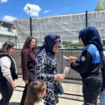 Kars Emniyeti'nden öğrencilere ve vatandaşlara güvenlik bilgilendirmesi