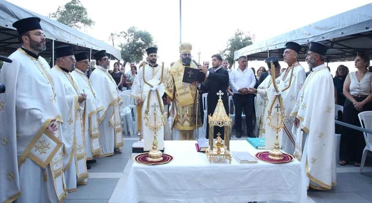 St. Pierre Kilisesi'nde Aziz Petrus ve Pavlus Bayramı kutlandı