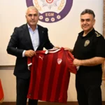 Başkan Ahmet Toprak’tan Emniyet Müdürü Aydın Karan’a ziyaret