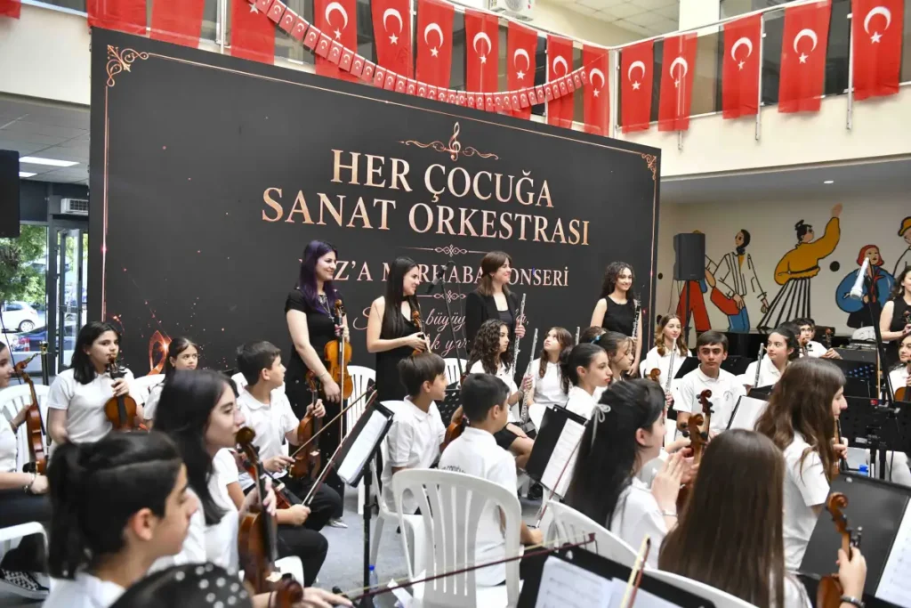 "Her Çocuğa Sanat Projesi" ile geleceğin sanatçıları yetişmeye devam ediyor
