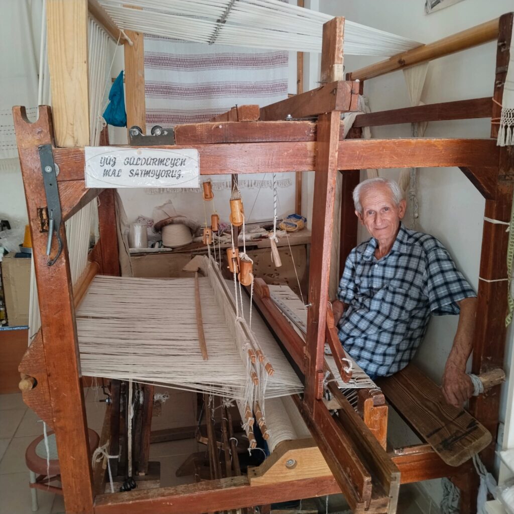 60 yıldır aynı Tezgahın başında üretim yapıyor