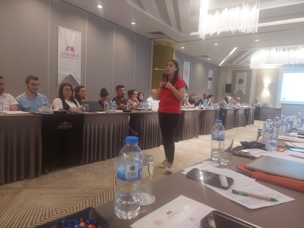 Ankara'da sosyal girişimcilik ekosistemi masaya yatırıldı