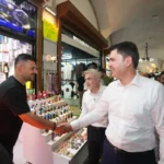 Bakan Kurum Kahramanmaraş’ta Kapalıçarşı’yı ziyaret etti