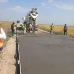 Kars'ta kırsalda yol çalışmaları sürüyor