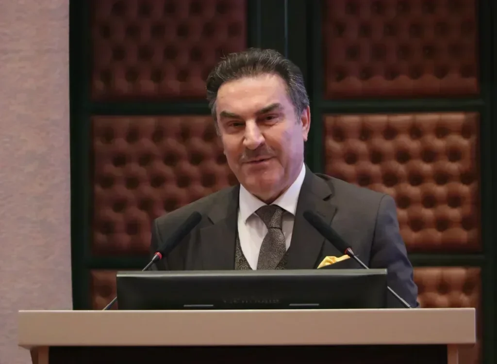 Prof. Dr. Zakir Avşar: ''Yüz Yılın Sorunu Çözülürken Gelecek Bin Yılın Kapısı Aralanırken Erdoğan Vizyonu…''