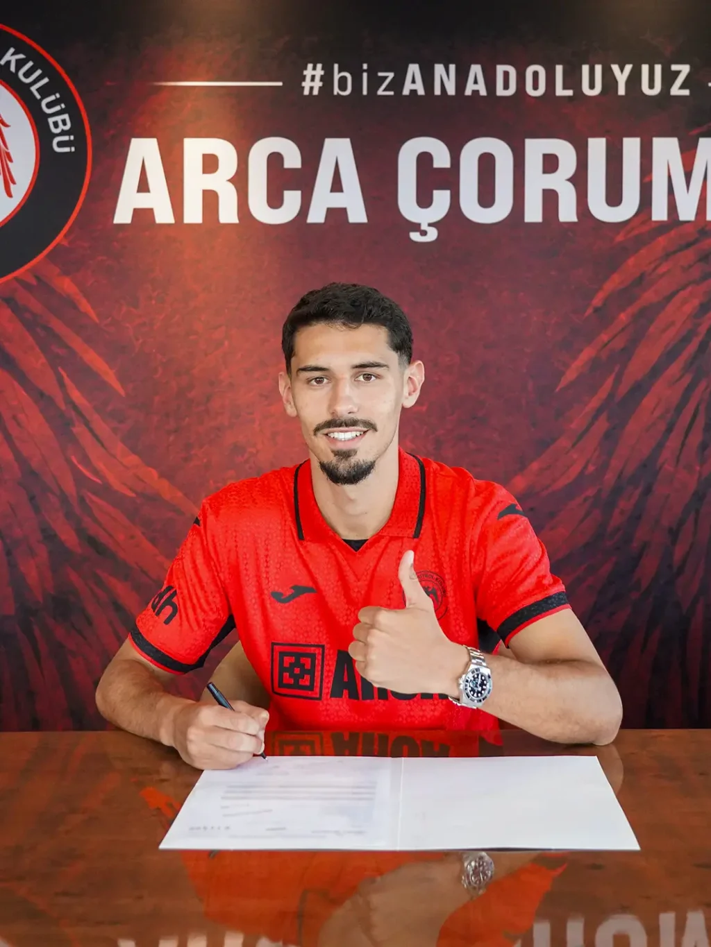 Resmî İmza! Arca Çorum FK'dan savunmaya takviye