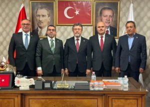 Tarım ve Orman Bakanı İbrahim Yumaklı AK Parti Kars İl Başkanlığını ziyaret etti