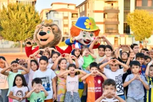 Yeşilyurt’ta müzik ve eğlence dolu gece